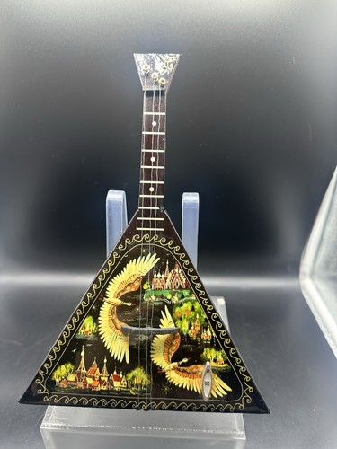 Russian balalaika string - russian,